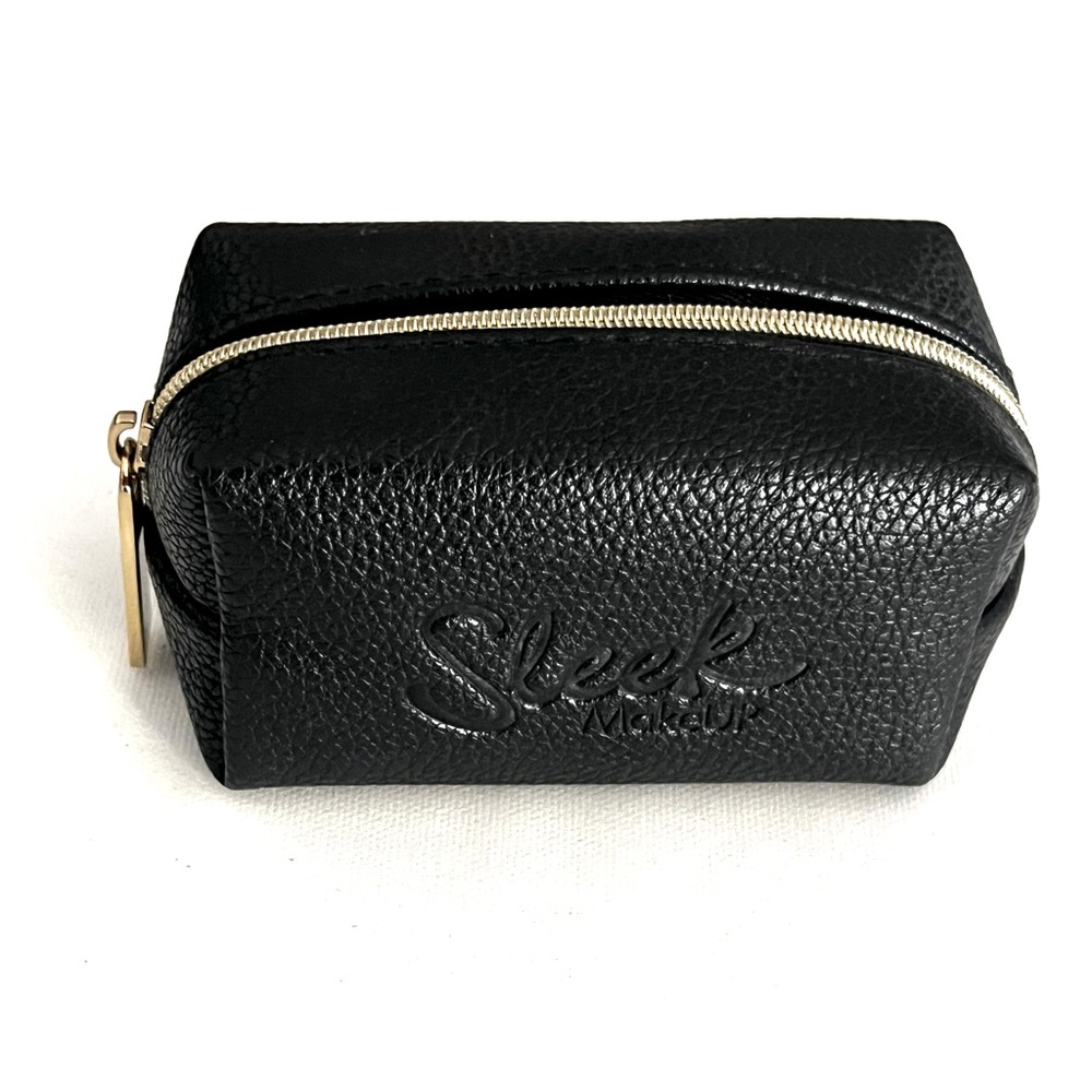⭐️HOST PICK⭐️ *NWOT* SLEEK MAKEUP Black Mini Pouch
